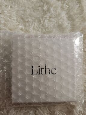 lithe Sunset Blush Palette - Coral Red Packaging